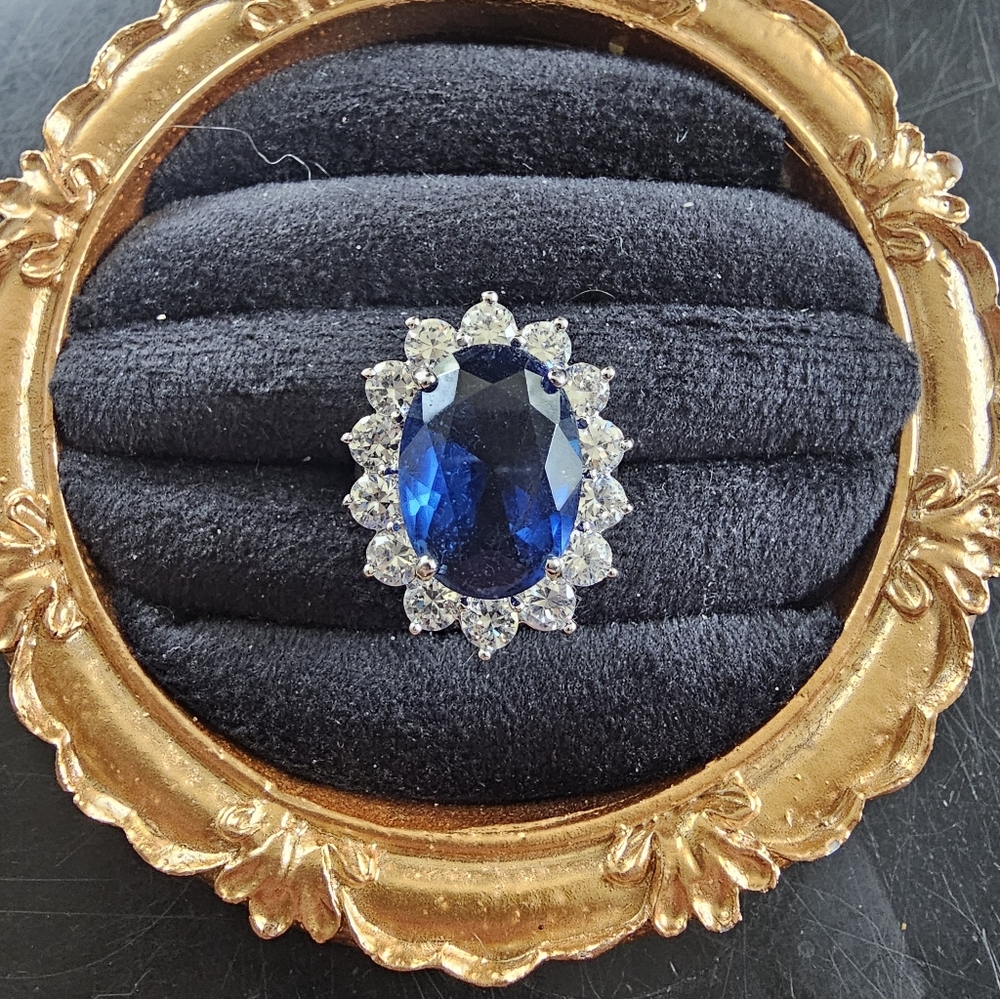 Vintage Coctail Ring Size 7 - Picture 2 of 6